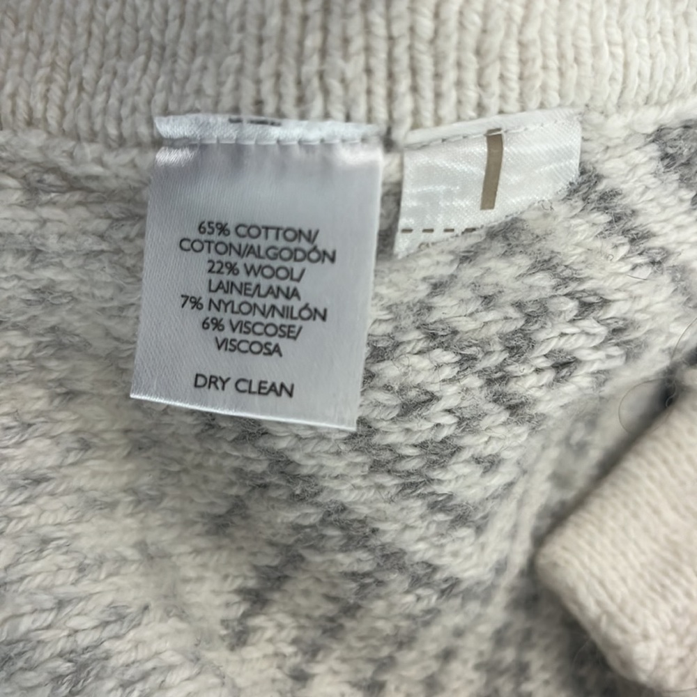 LOFT Cotton/Wool Gray and Off-White Cape Medium/Large (M/L) - Picture 7 of 7